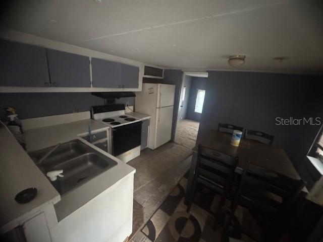 4639 Cr 690 Property Photo 9
