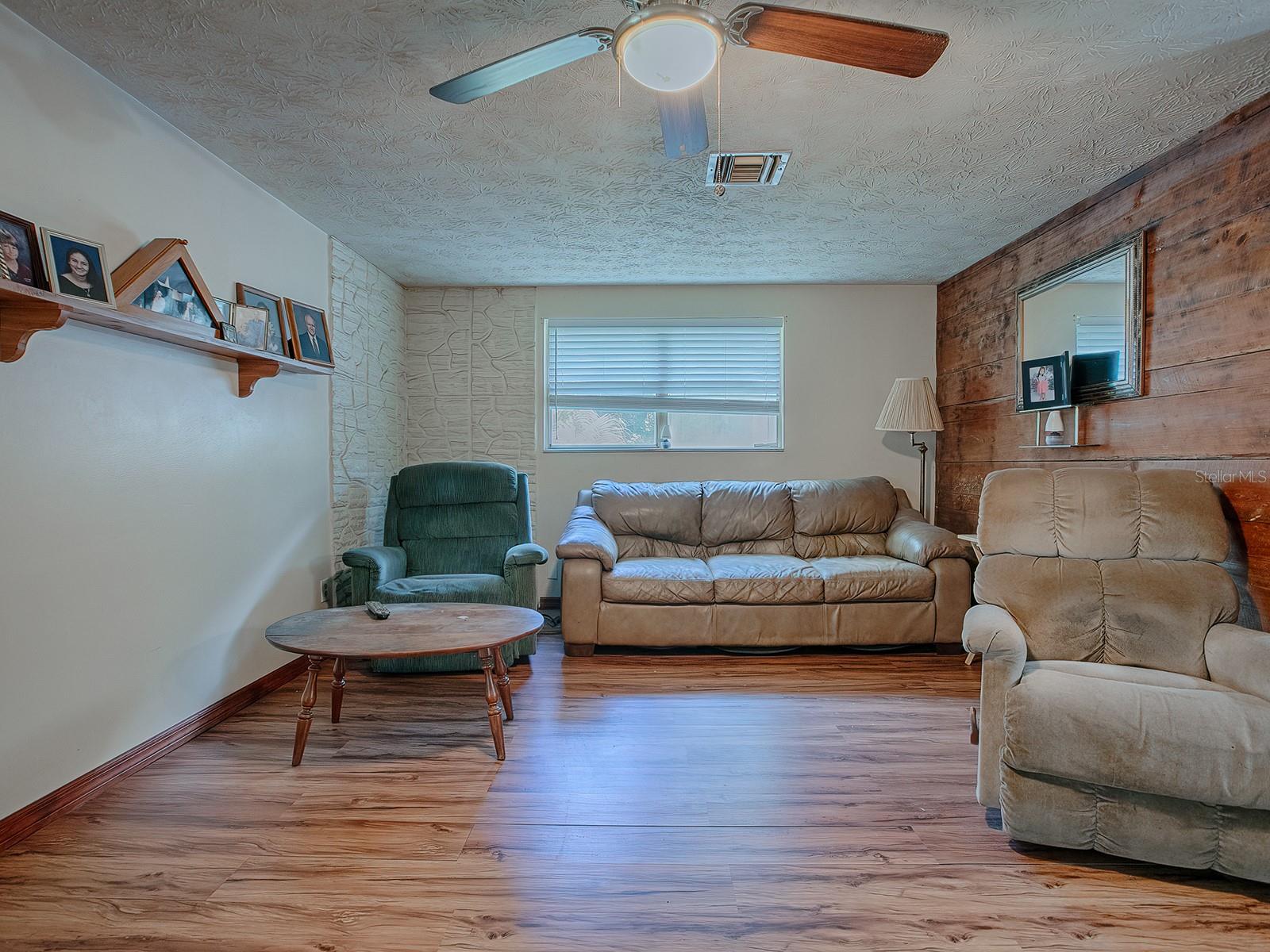 853 Cr 484 Property Photo 28
