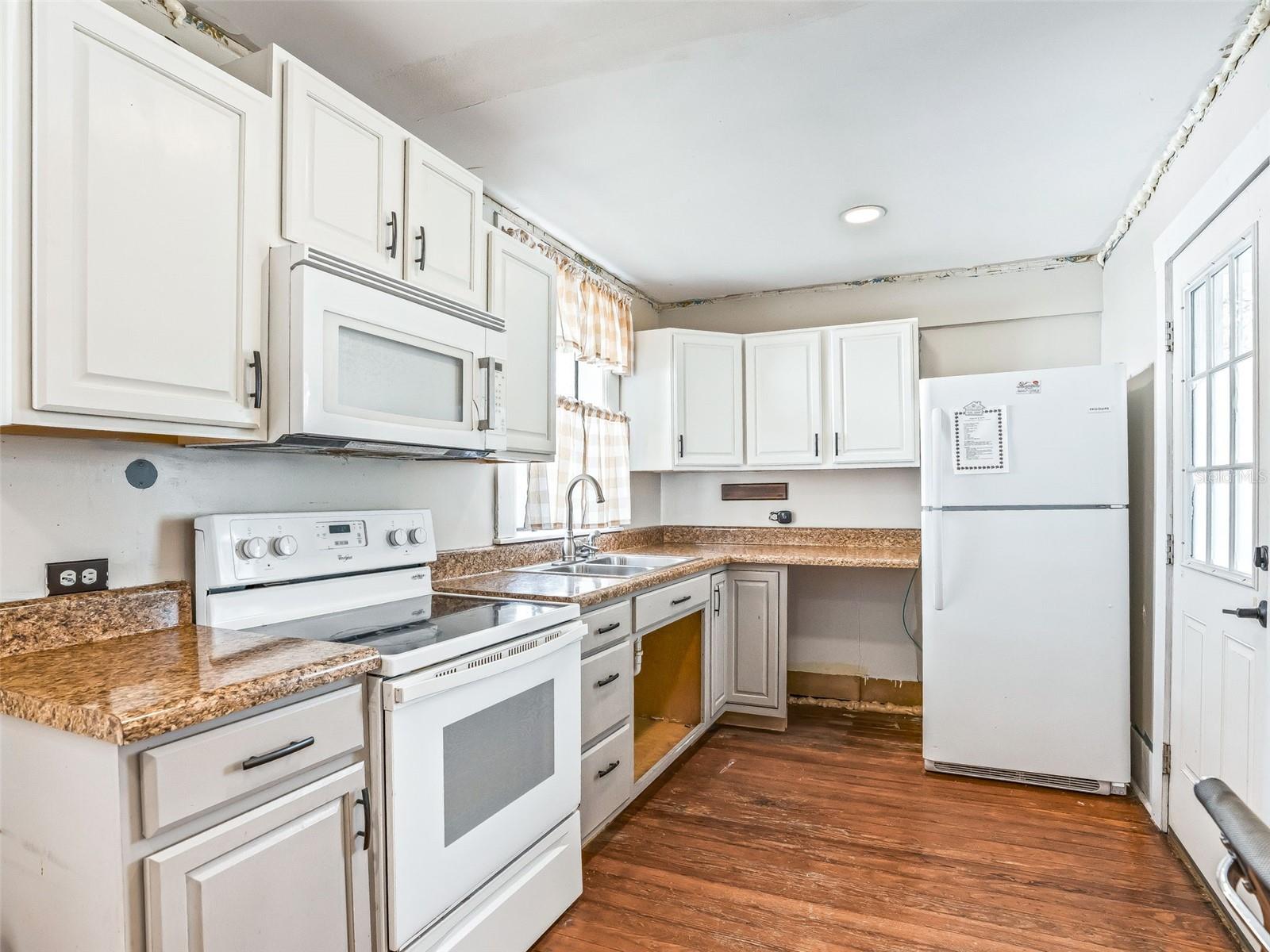 10487 Se Highway 42 Property Photo 22