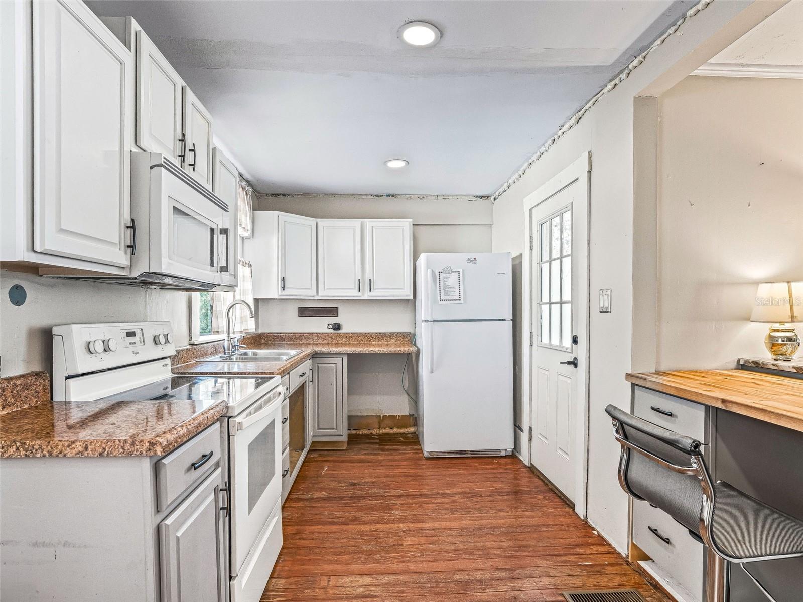 10487 Se Highway 42 Property Photo 23
