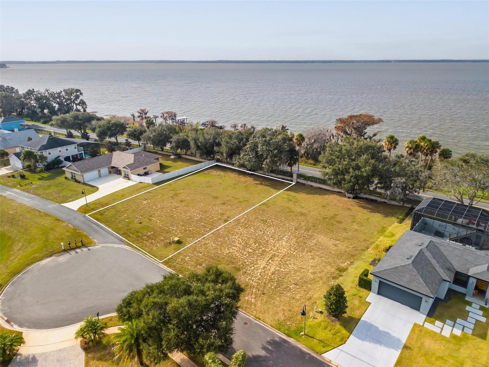 3225 Landing Vw Property Photo 13