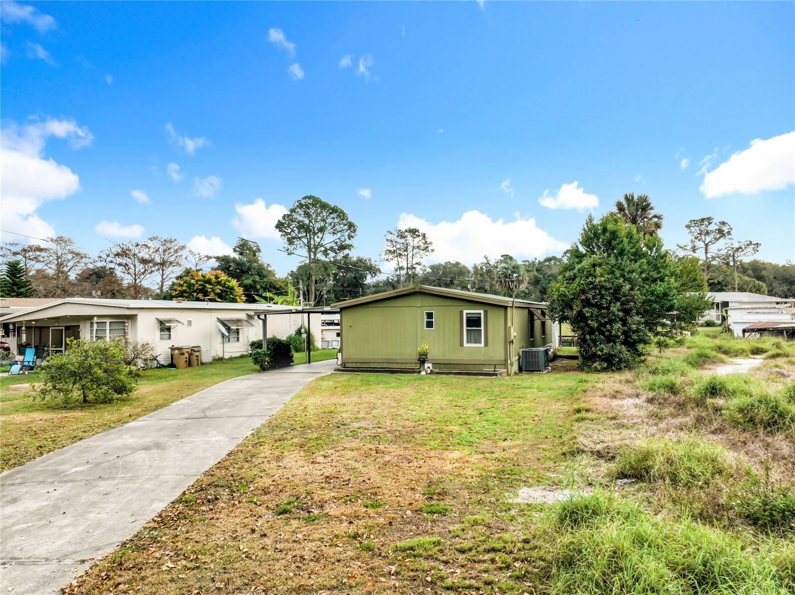 13508 Palm Dr Property Photo 1