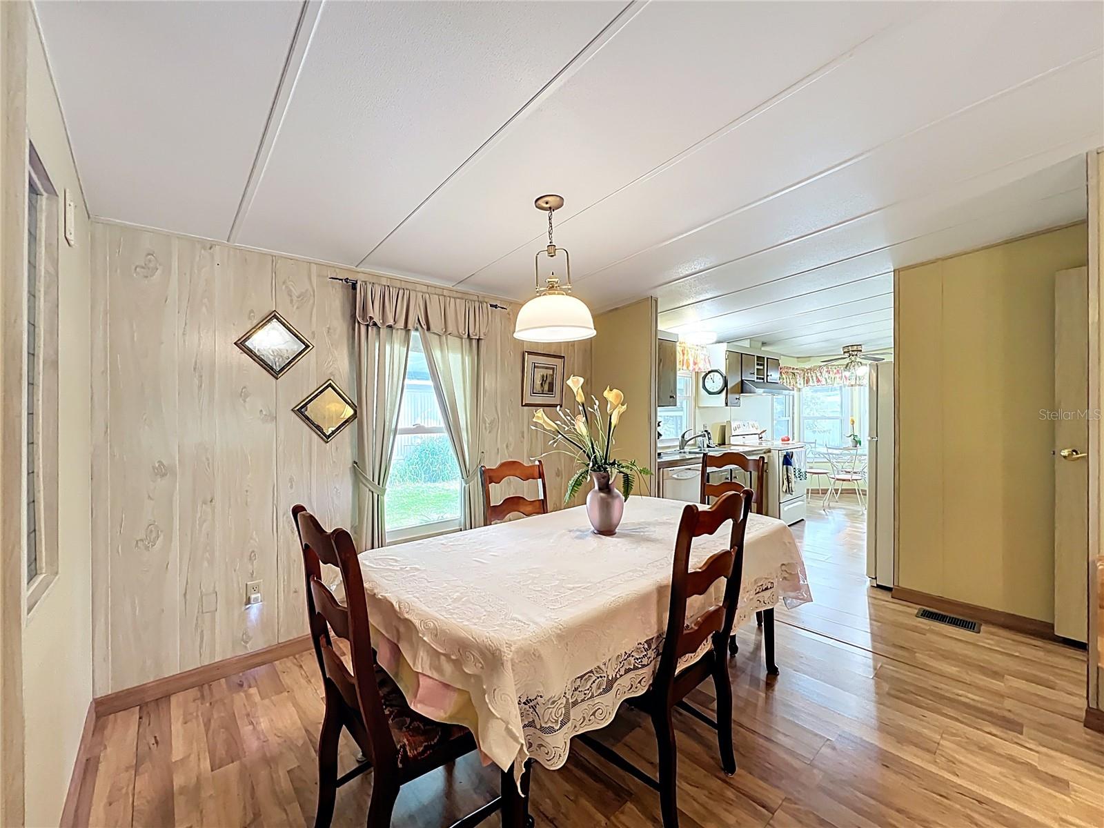 13508 Palm Dr Property Photo 9