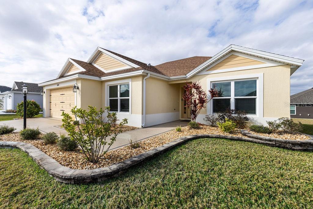 2454 Youngmann Loop Property Photo 1