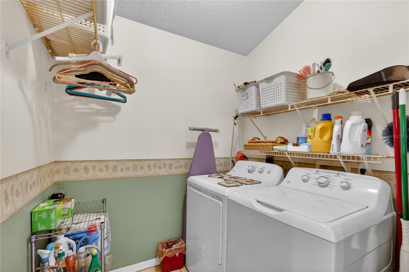 2825 Hardenbergh Ln Property Photo 25