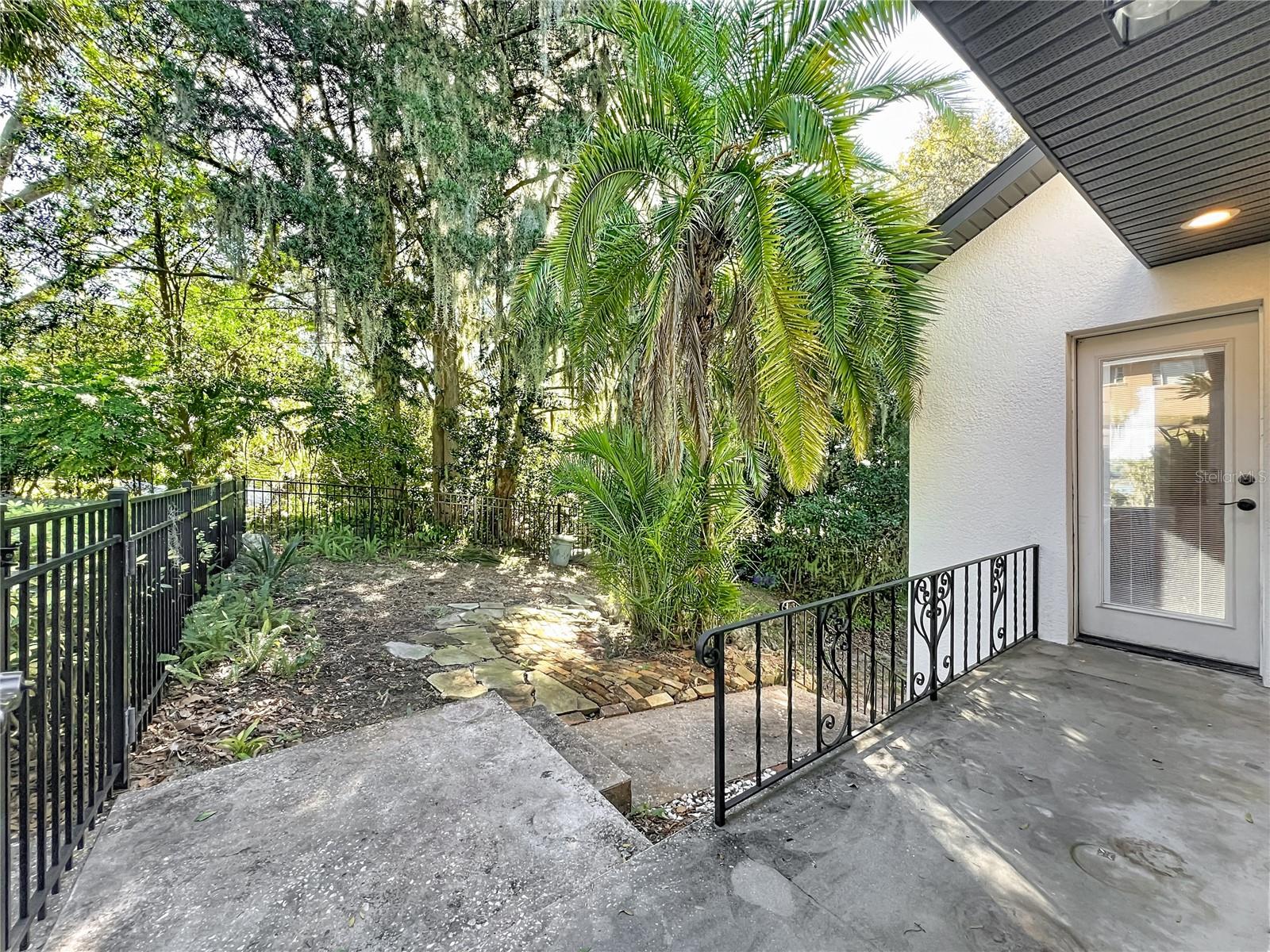 2400 Topping Pl Property Photo 56