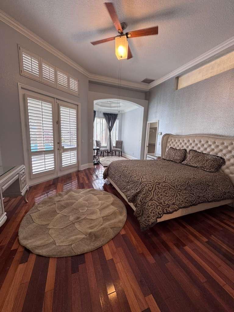 7600 Debeaubien Dr Property Photo 7