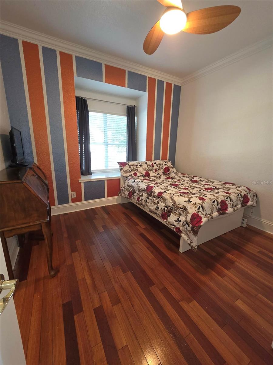 7600 Debeaubien Dr Property Photo 19