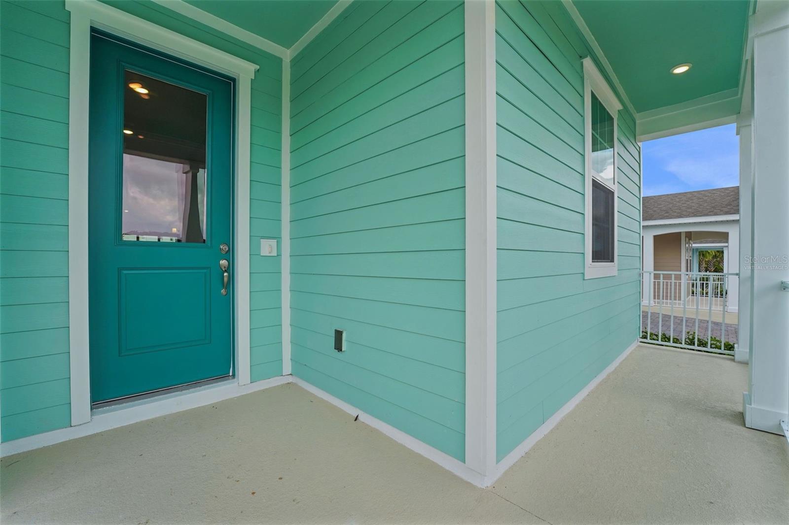 985 Fiesta Key Cir Property Photo 4