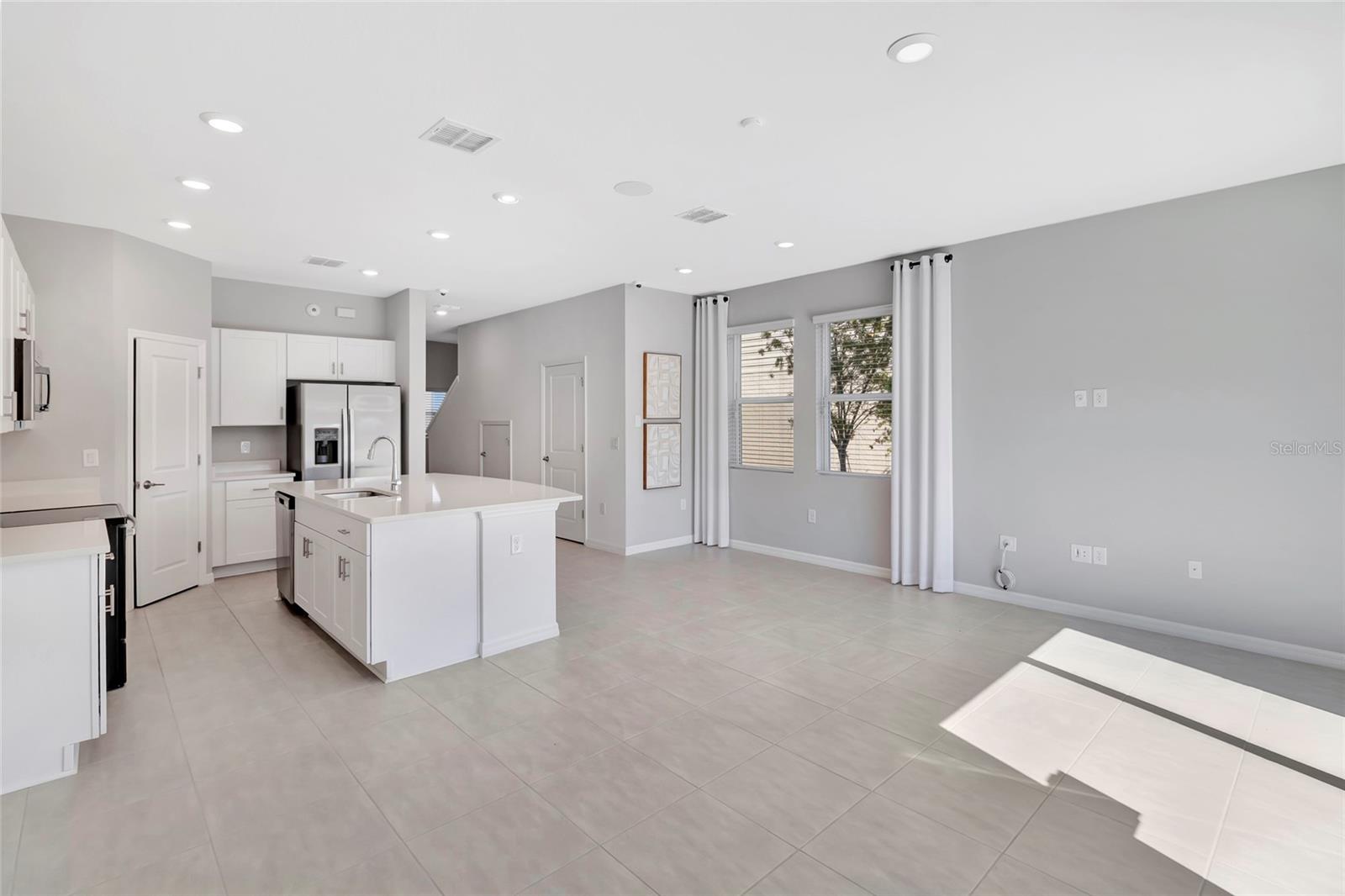 2596 Penguin Blvd Property Photo 13