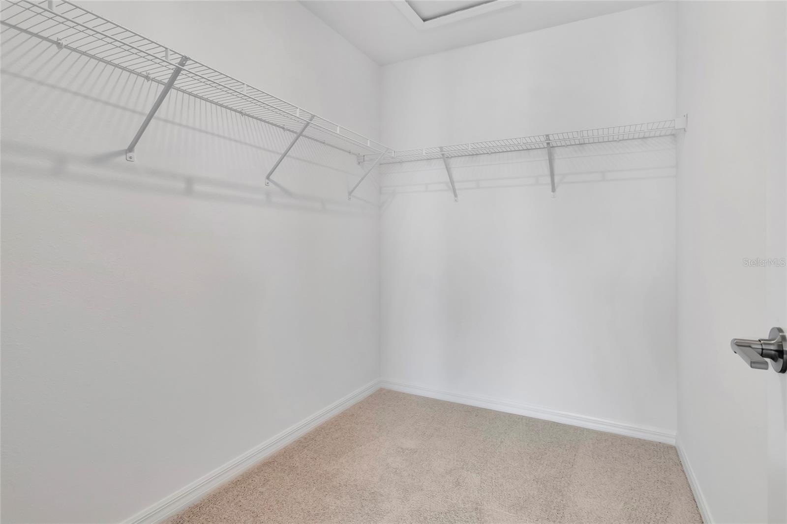2596 Penguin Blvd Property Photo 23