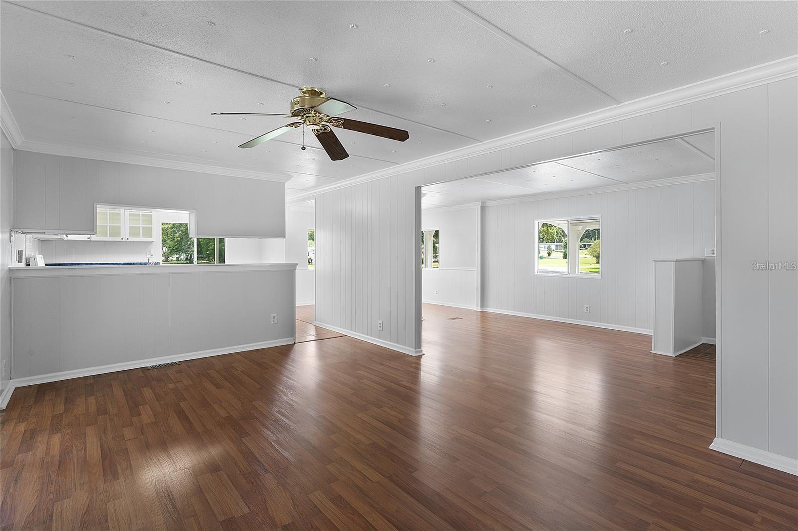 302 Ivanhoe Cir Property Photo 14