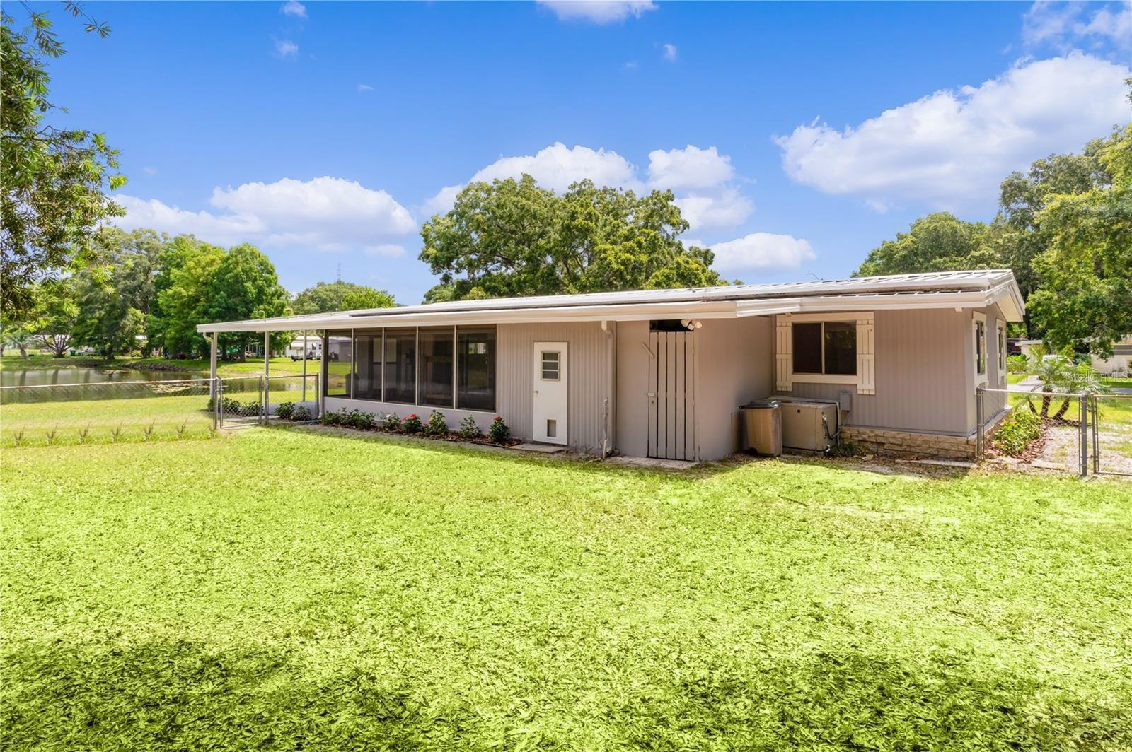 302 Ivanhoe Cir Property Photo 27
