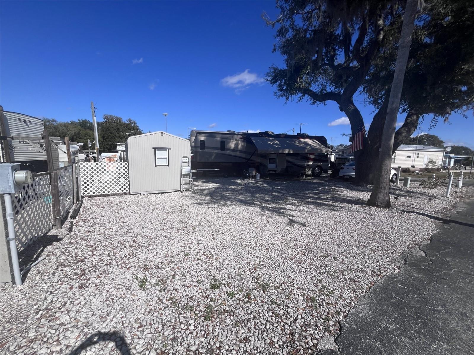 38201 Magpie Way Property Photo 6