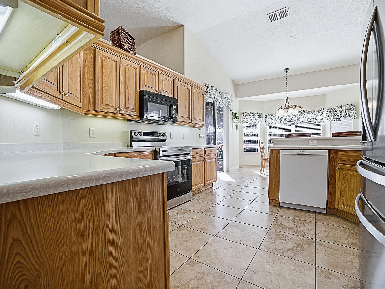24239 Belle Mede Dr Property Photo 27