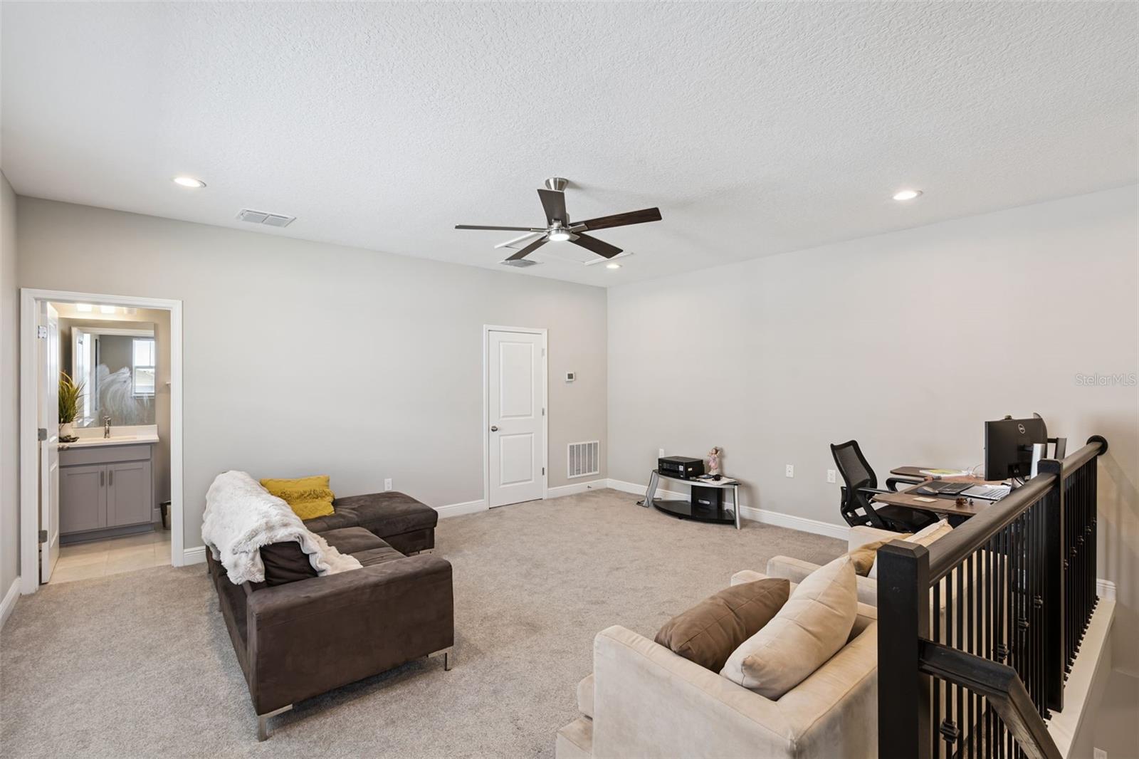 4442 Lions Gate Dr Property Photo 17