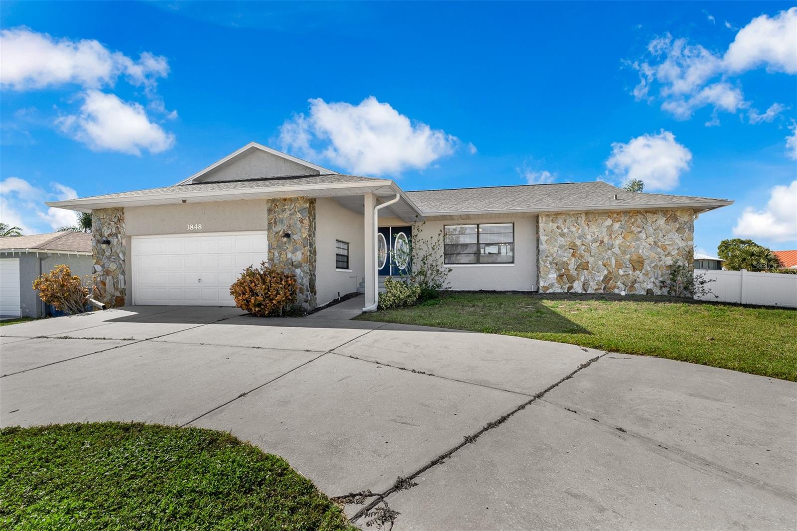 3848 TOPSAIL TRL Property Photo 1