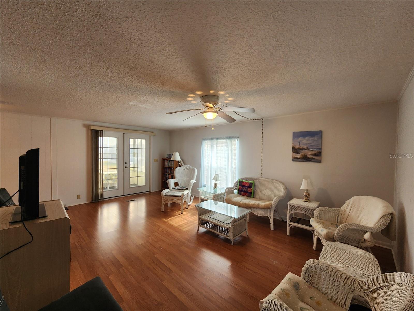 188 Sweet Circle Dr Property Photo 14