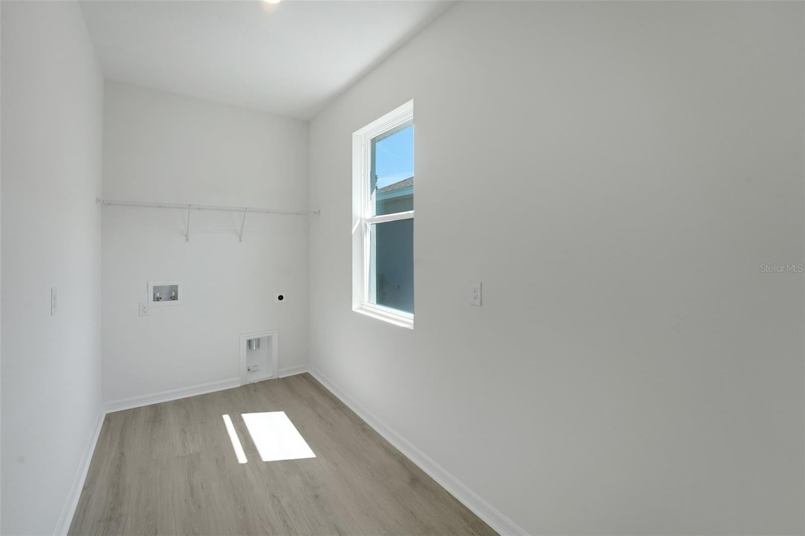 17417 Valleywood Pkwy Property Photo 25