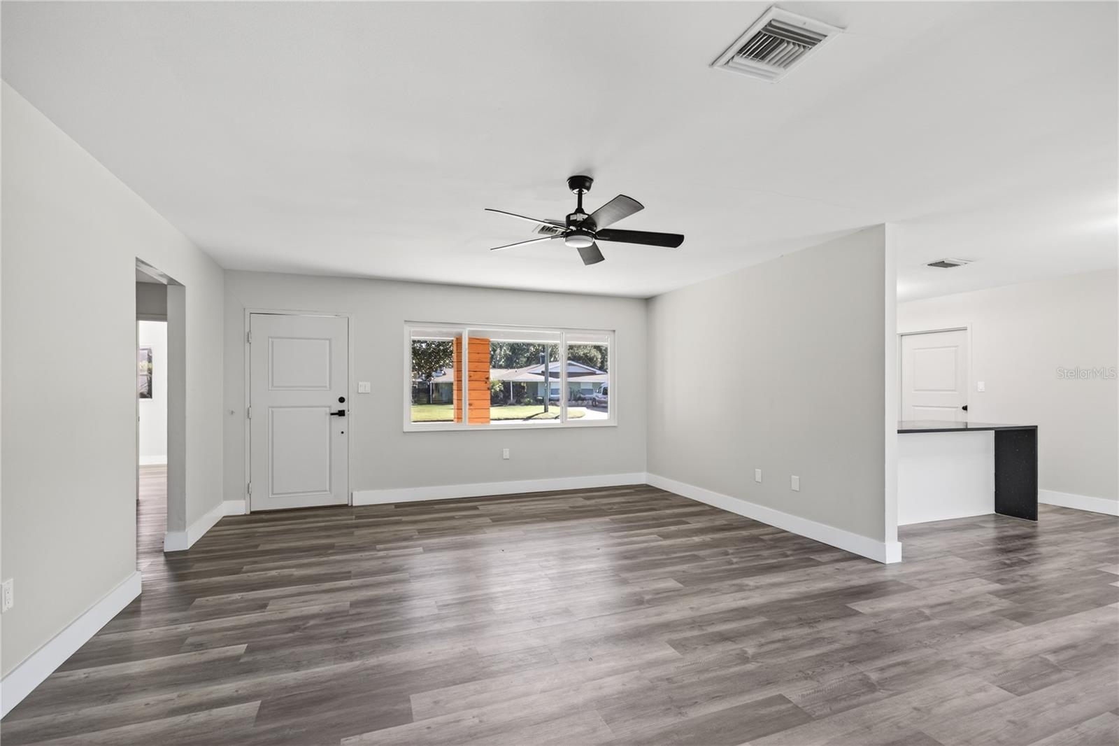 1503 Canal Ct Property Photo 7
