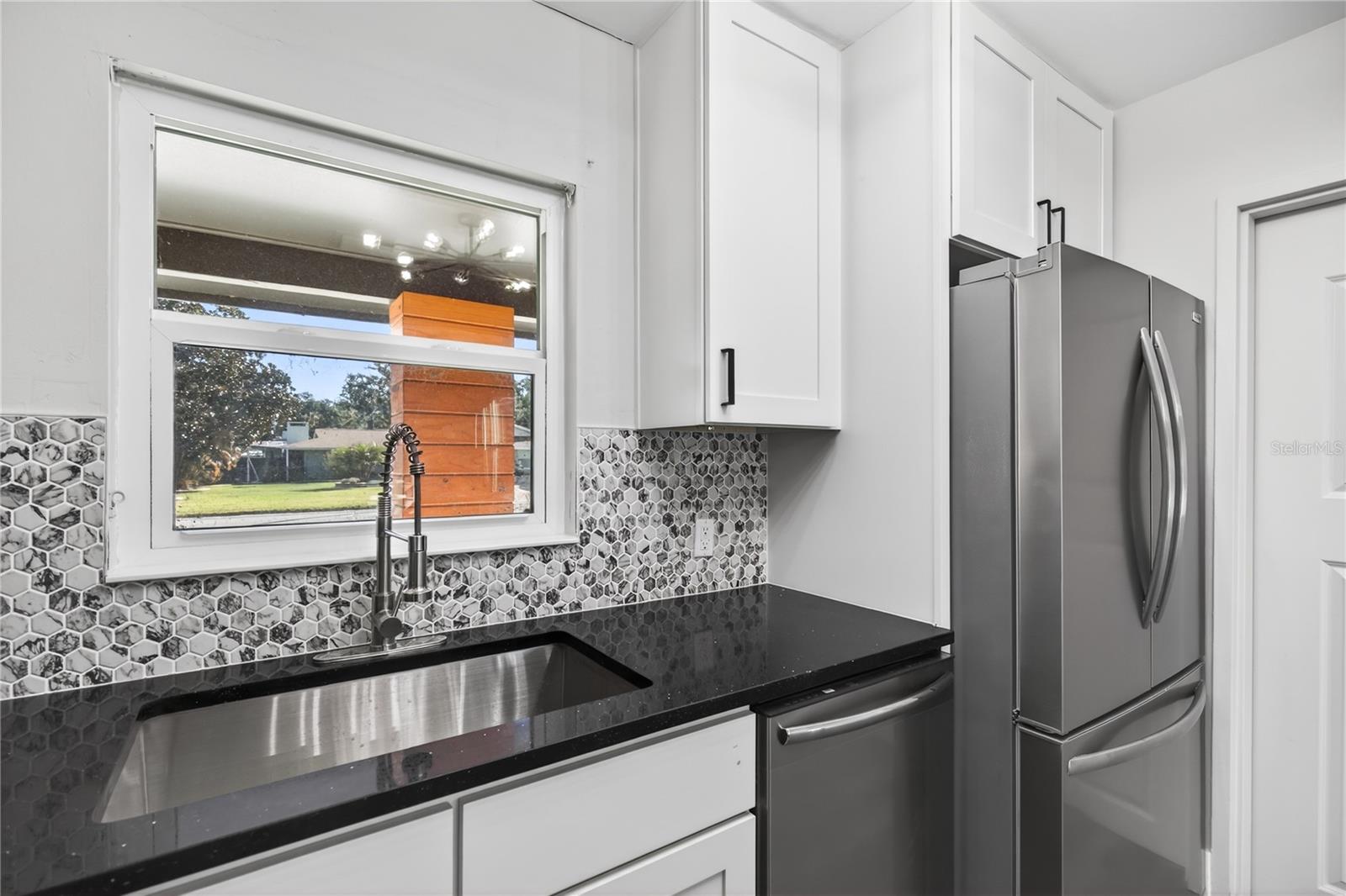 1503 Canal Ct Property Photo 13