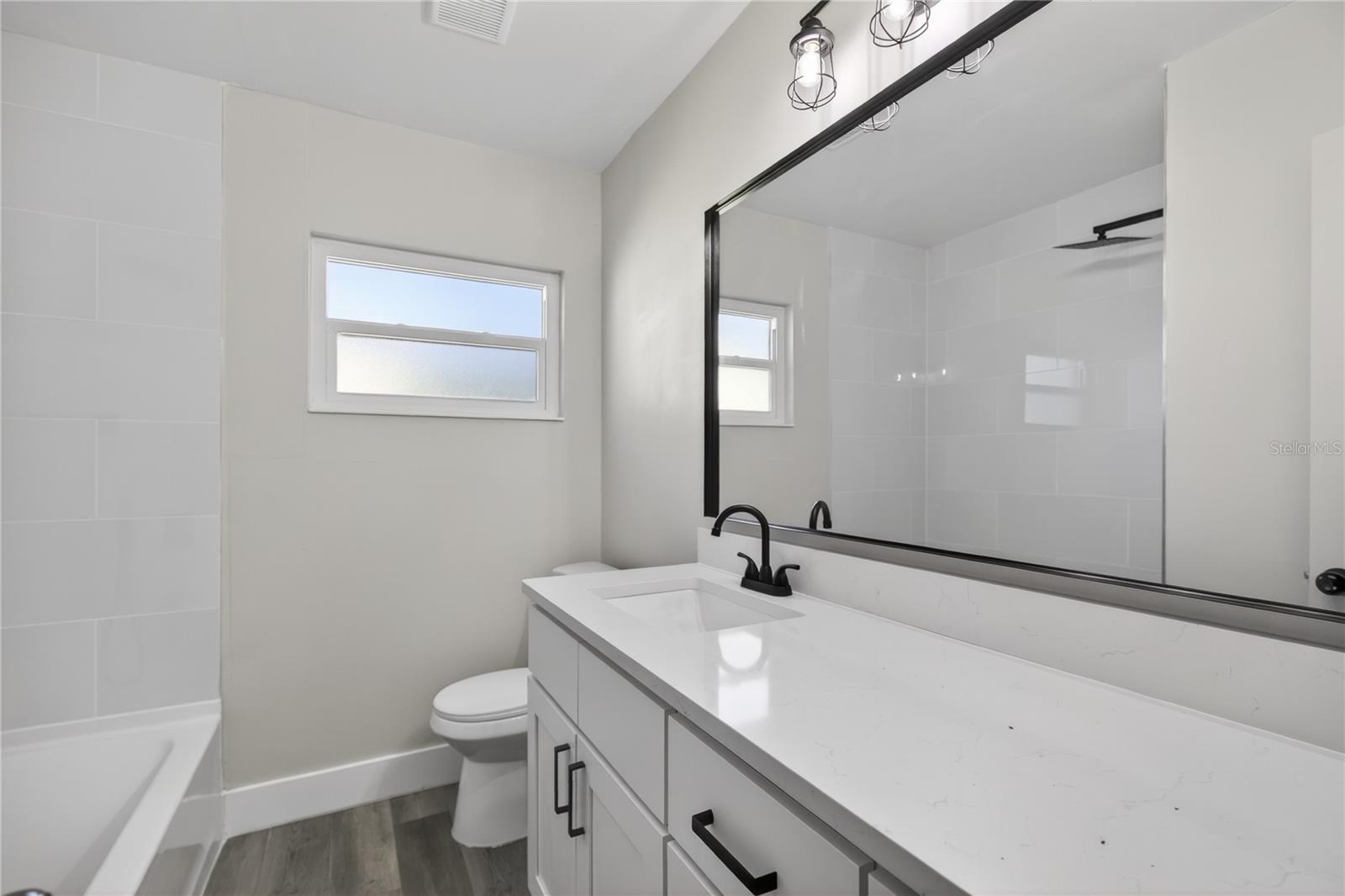 1503 Canal Ct Property Photo 25