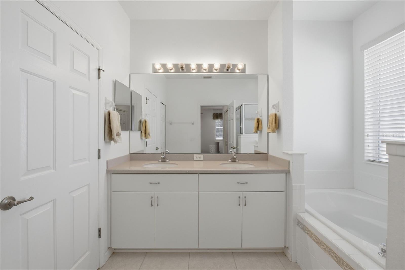 5922 Sage Leaf Pl Property Photo 17