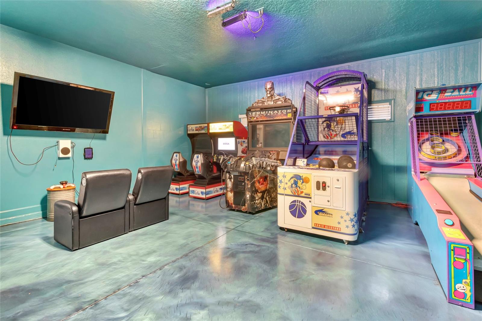 1424 Wexford Way Property Photo 2