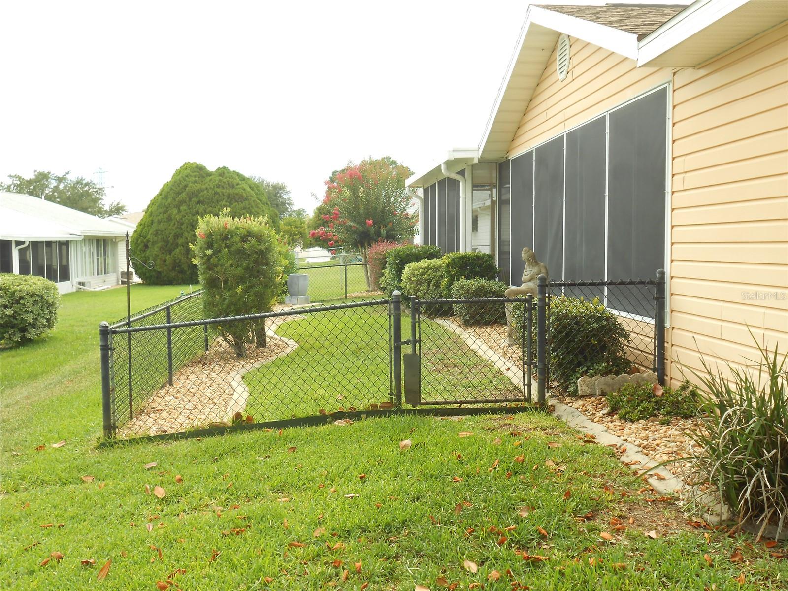 9826 Se 178th Ln Property Photo 17