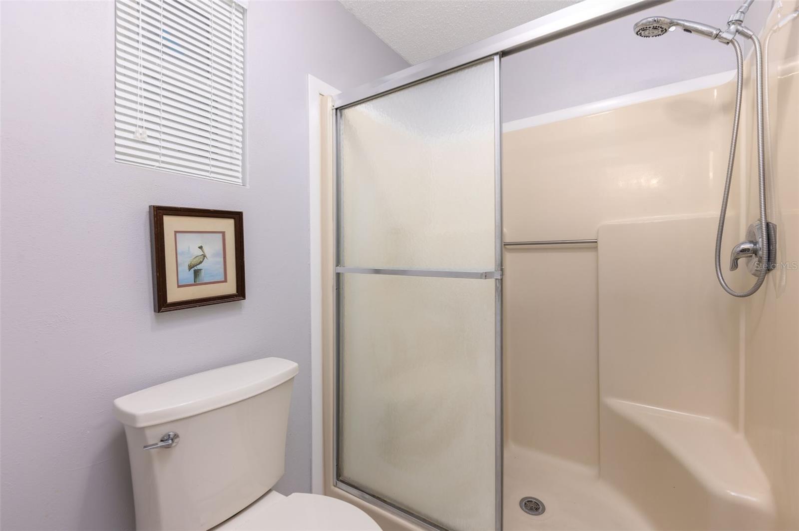 605 Rainbow Blvd Property Photo 12