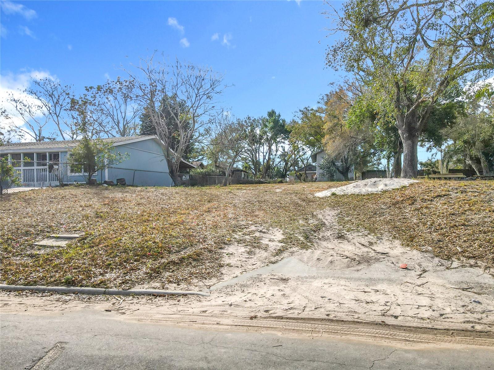 309 Weaver Ave Property Photo 1