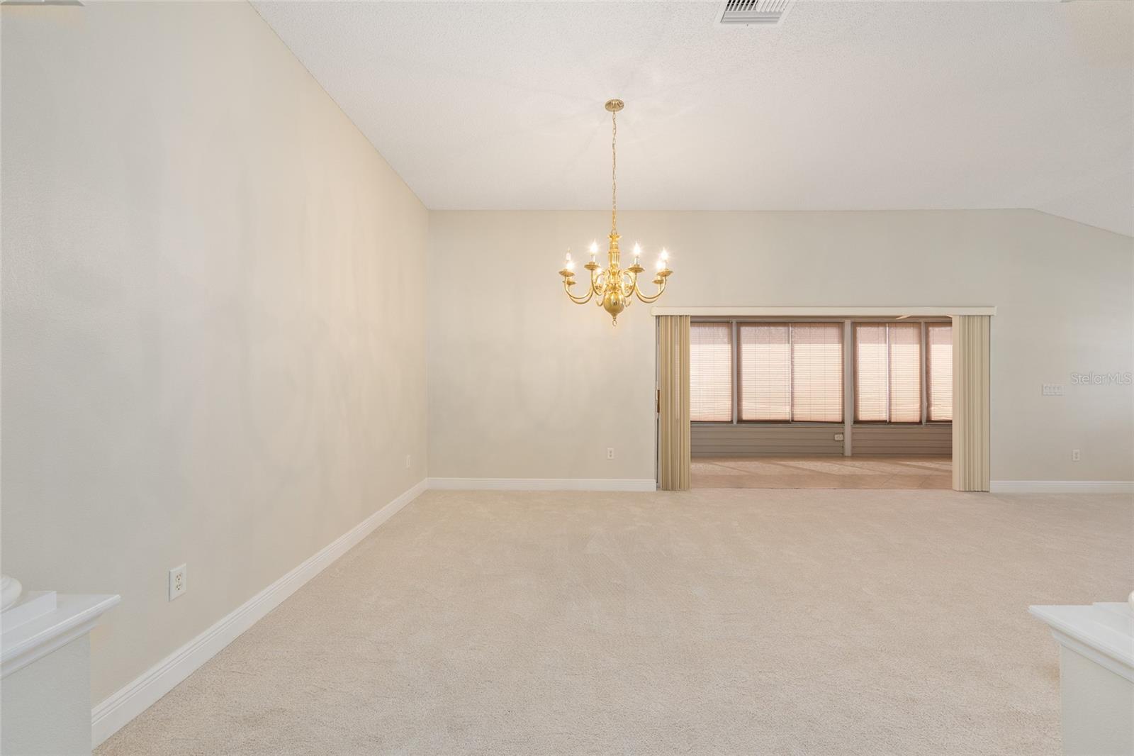 840 Folsum Pl Property Photo 24