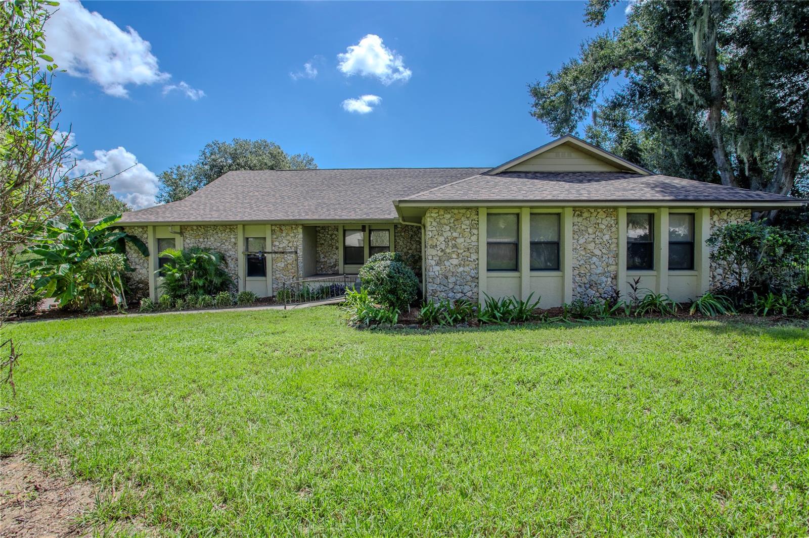 13 Hermosa Dr Property Photo 3