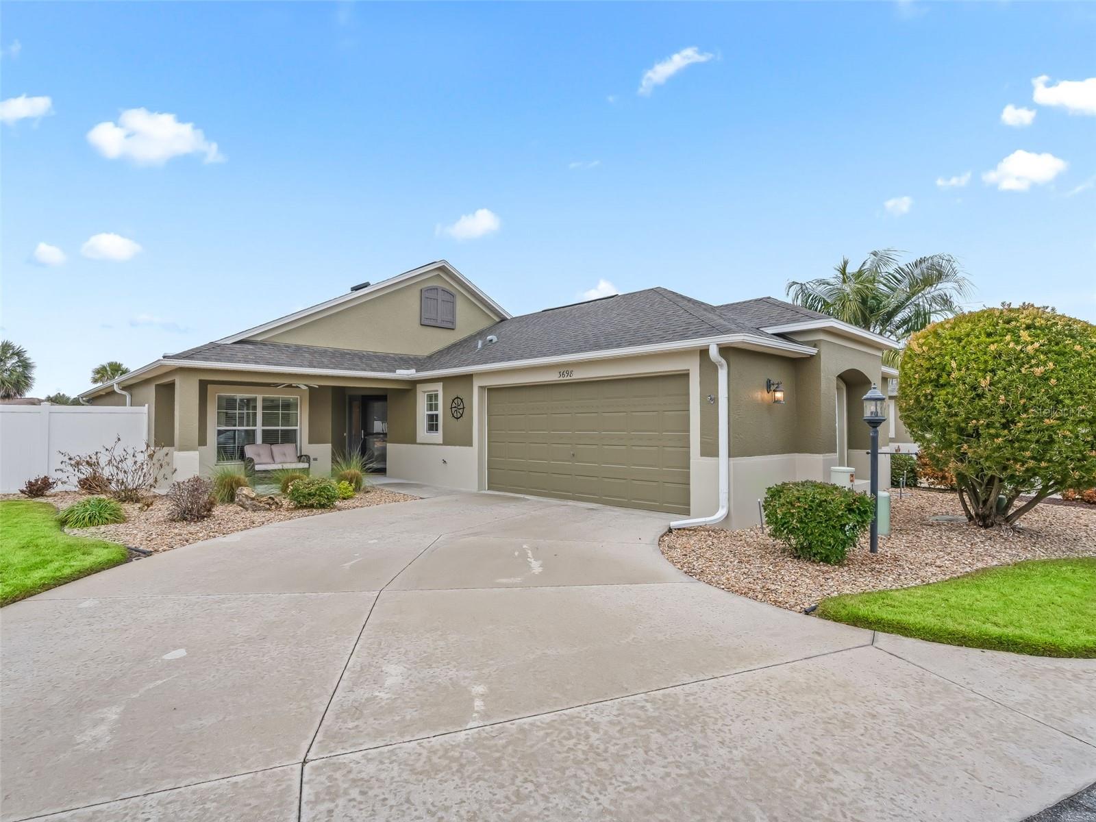 3698 Robertson Way Property Photo 4