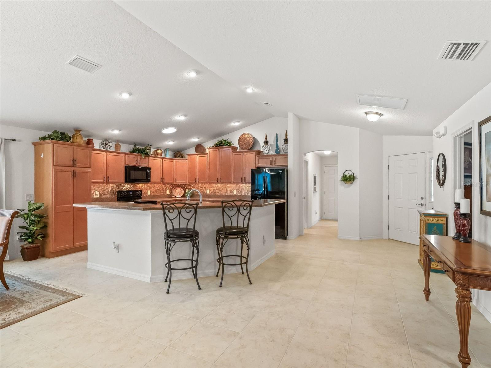 3698 Robertson Way Property Photo 9