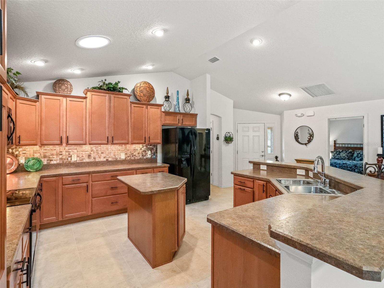 3698 Robertson Way Property Photo 11