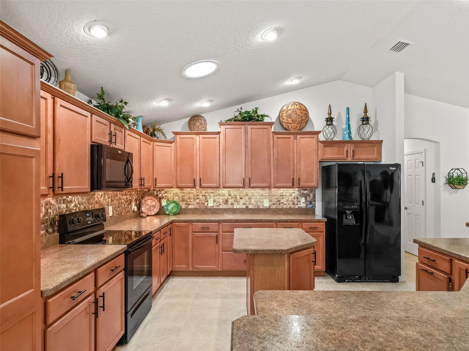 3698 Robertson Way Property Photo 12