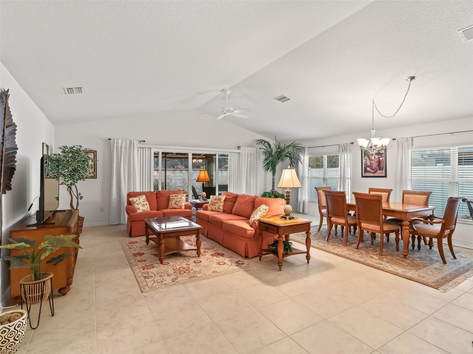 3698 Robertson Way Property Photo 16