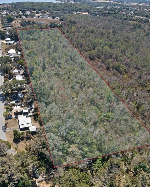 3rd St Property Photo 14