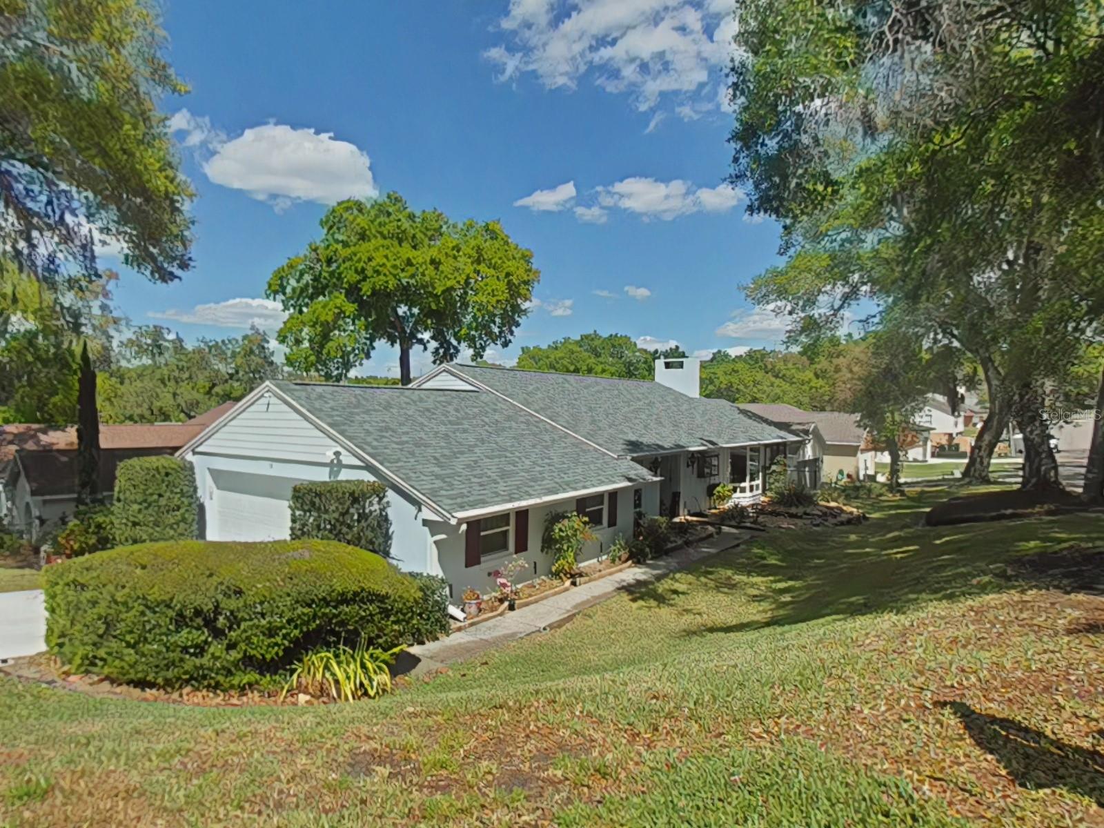 58 Townhill Dr Property Photo 2
