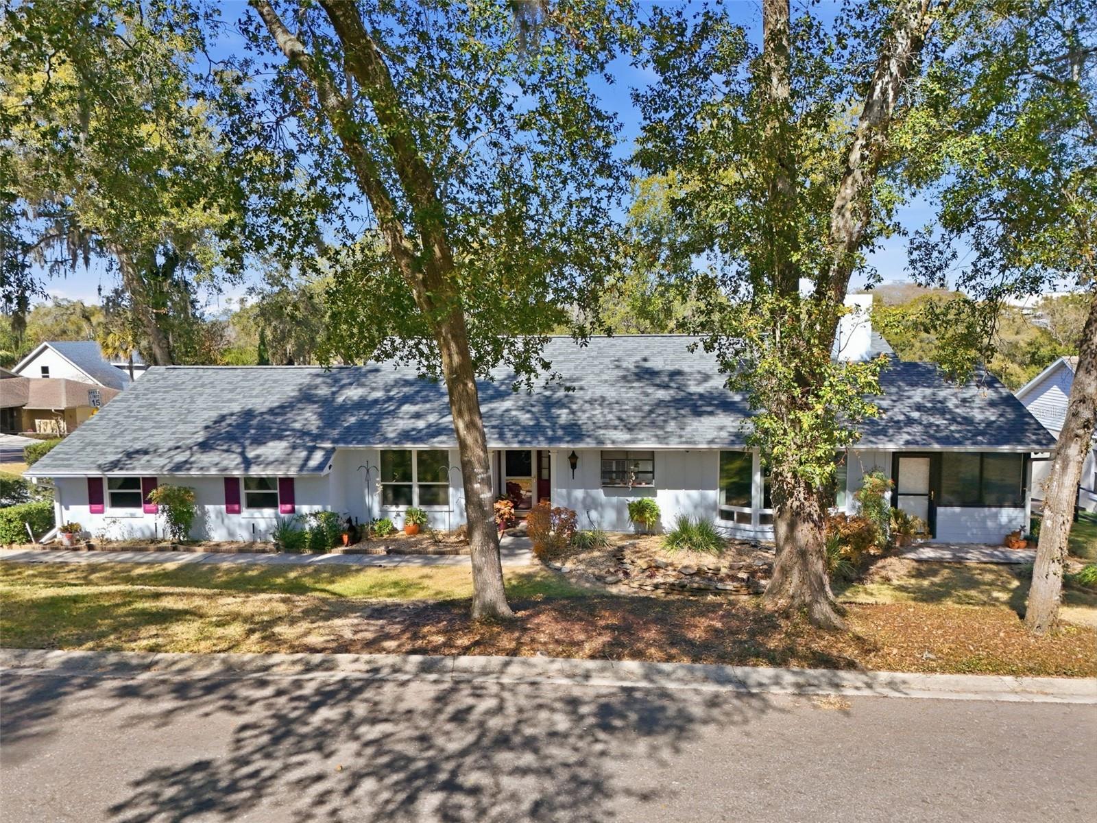 58 Townhill Dr Property Photo 3