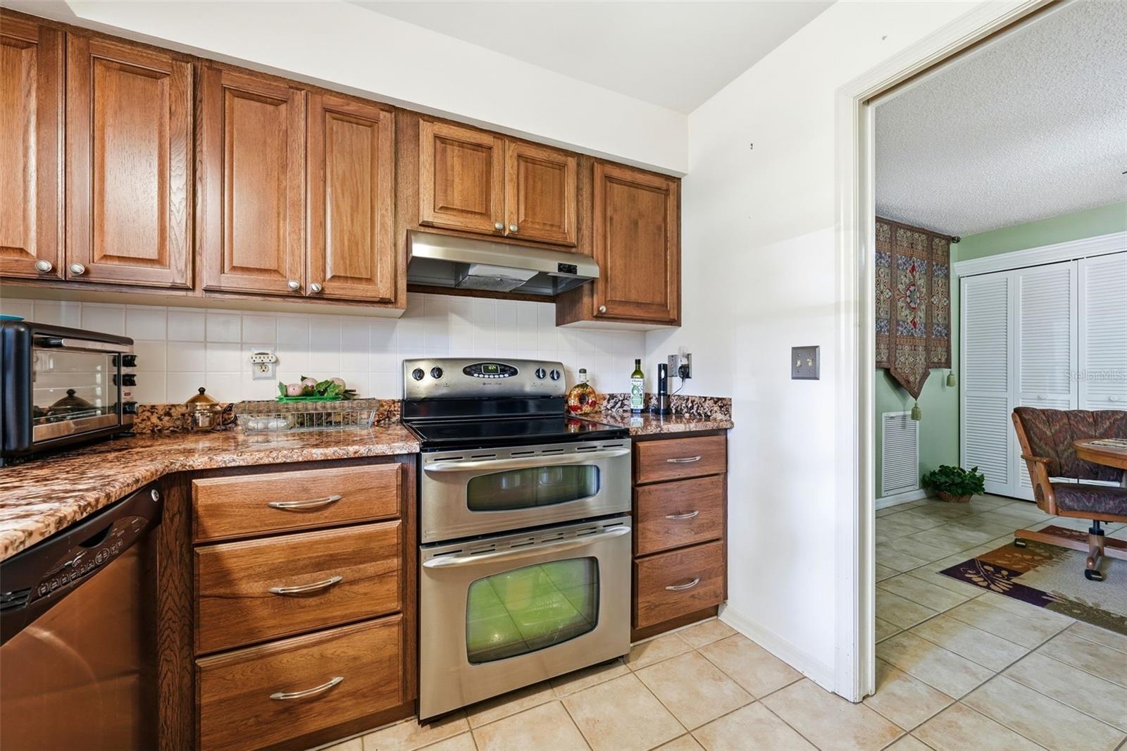 58 Townhill Dr Property Photo 10