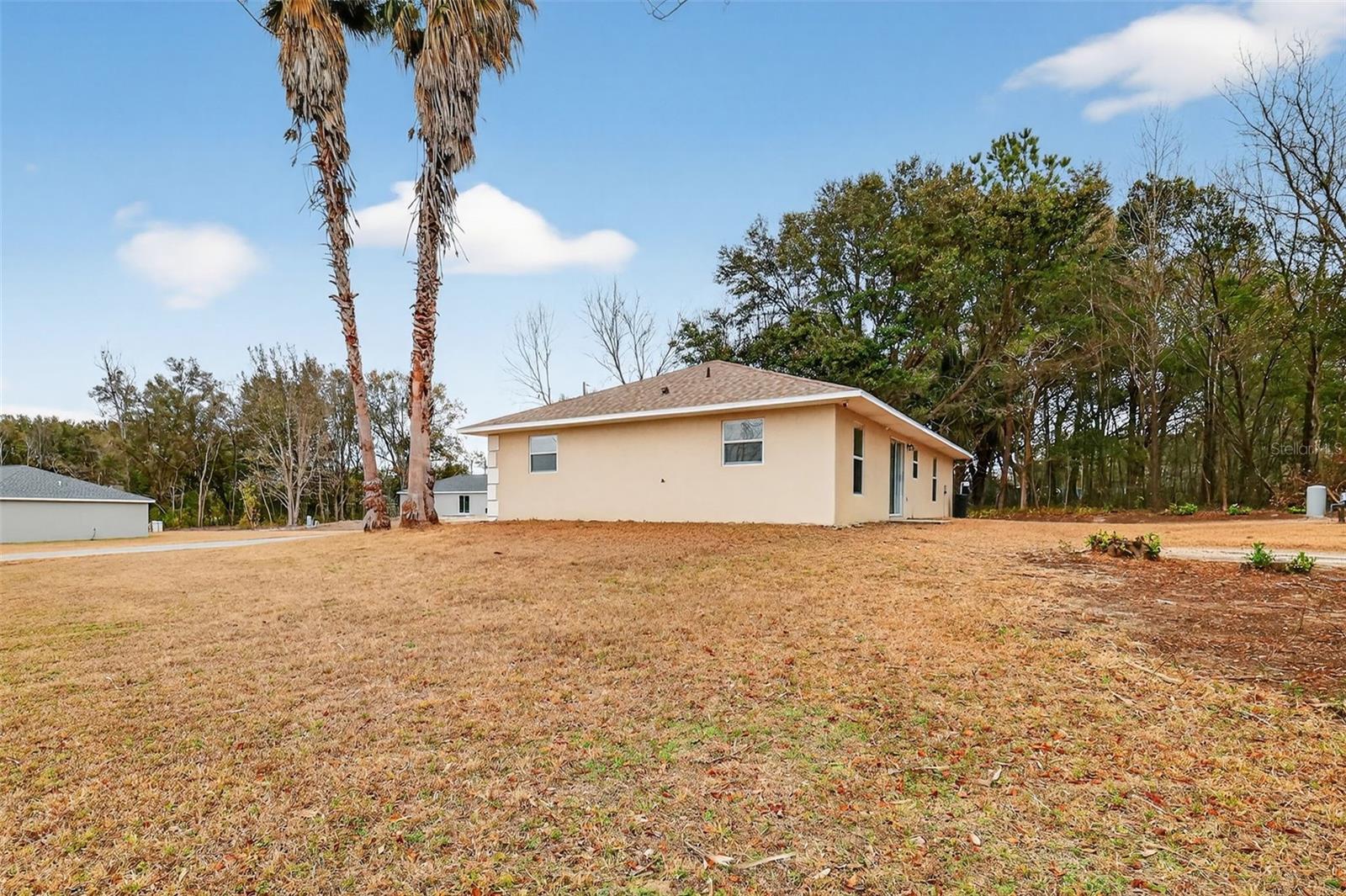 2 Pine Track Ter Property Photo 3