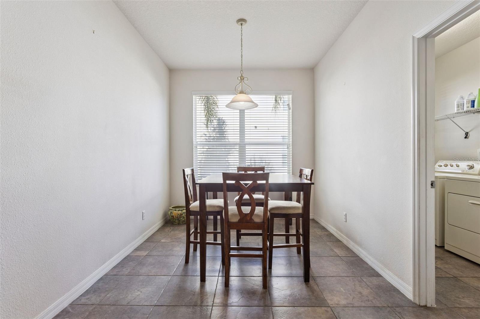 30337 Gidran Ter Property Photo 6