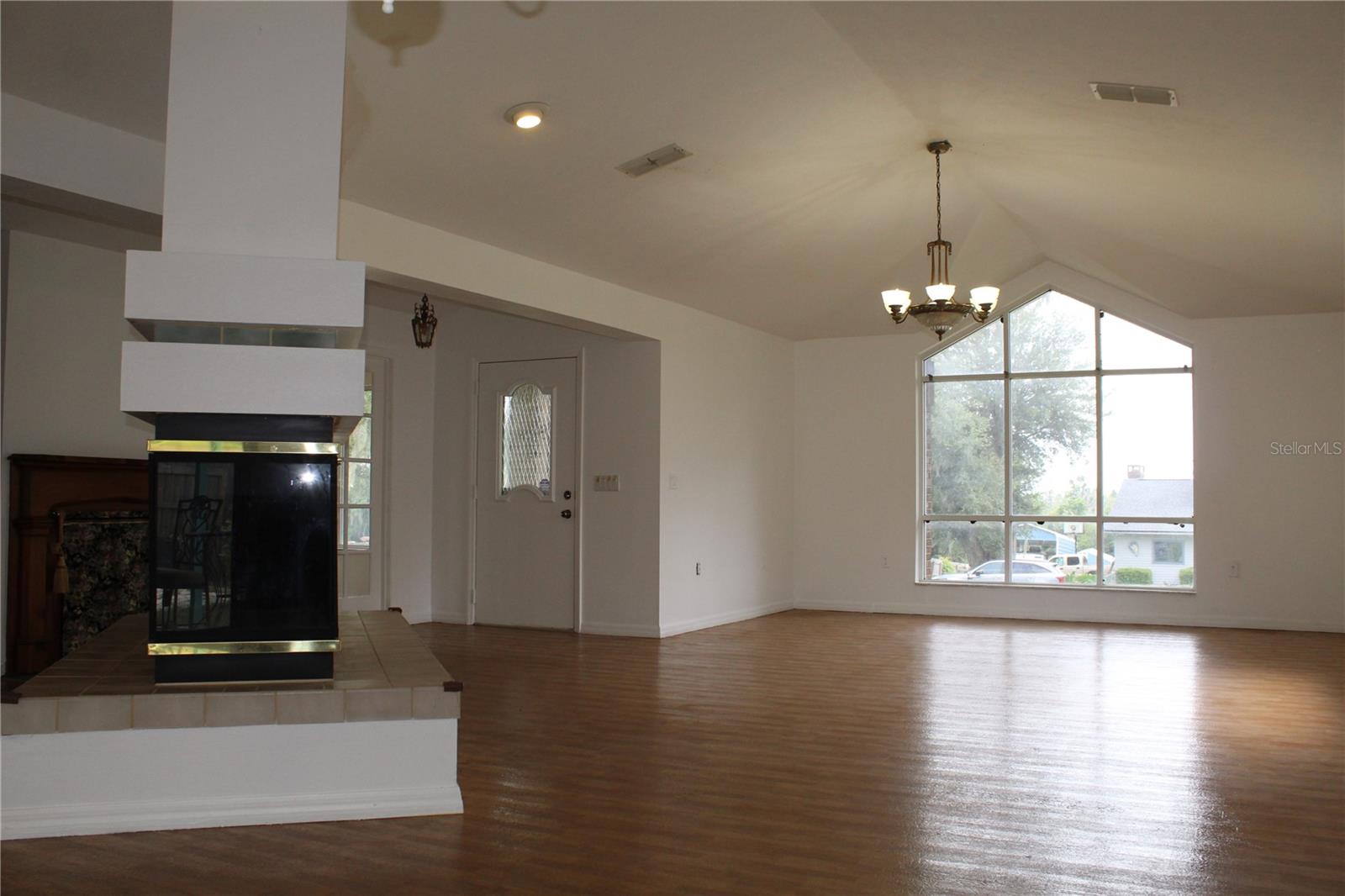 38901 Ella Dr Property Photo 7