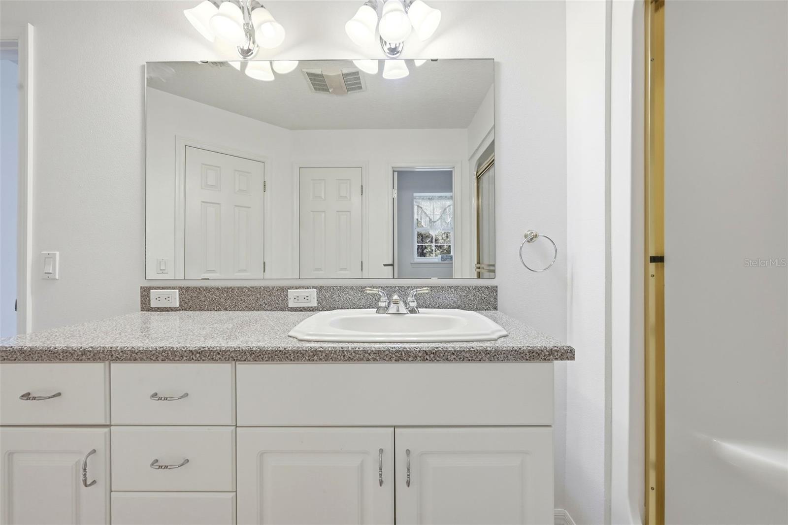 36841 Reserve Dr Property Photo 28