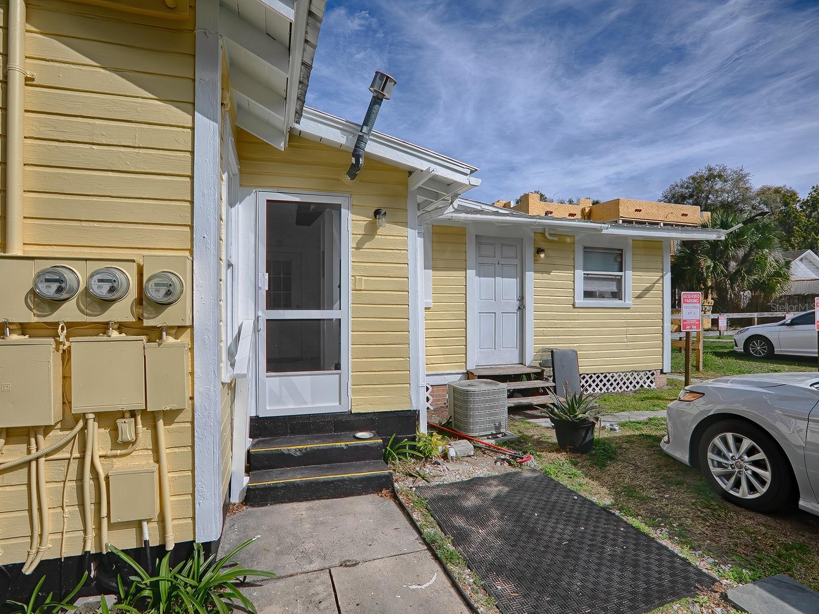 422 E Citrus Ave Property Photo 5