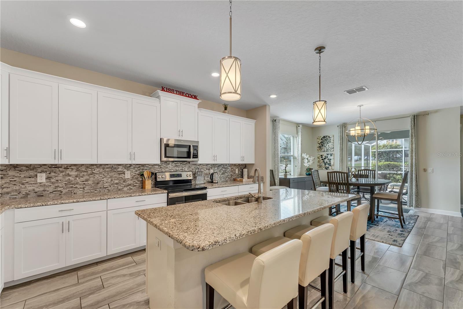 1592 Flange Dr Property Photo 10