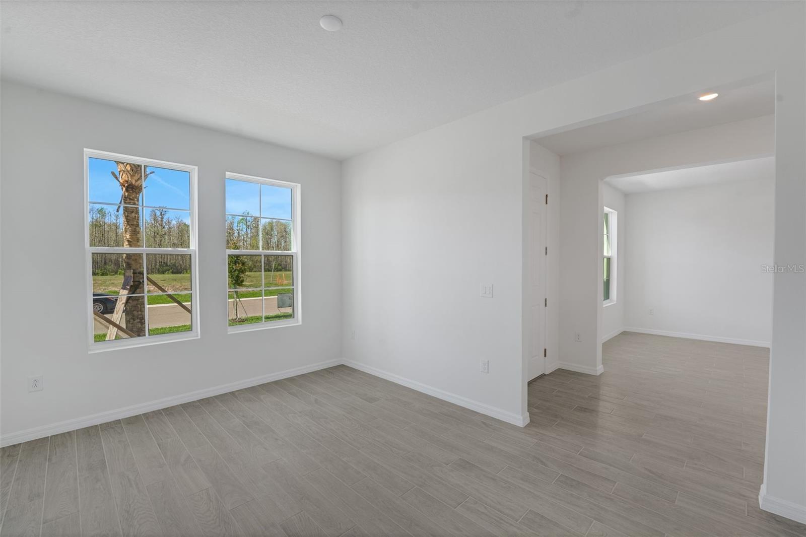 17453 Valleywood Pkwy Property Photo 9