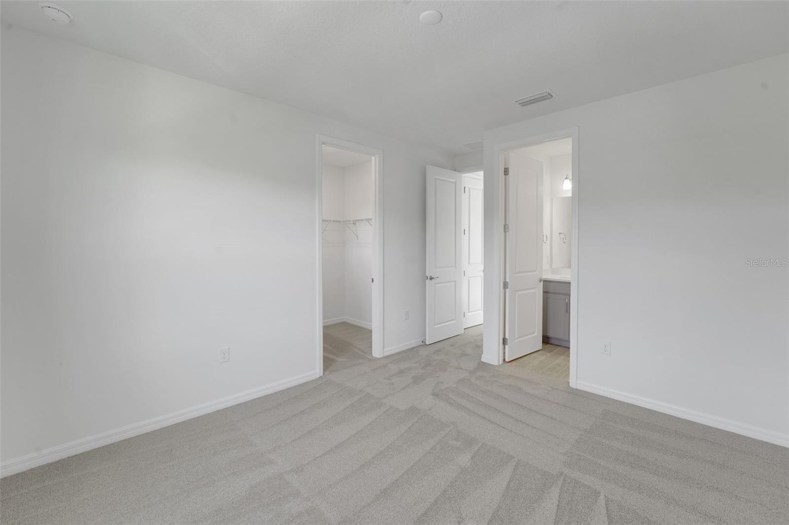 17453 Valleywood Pkwy Property Photo 37